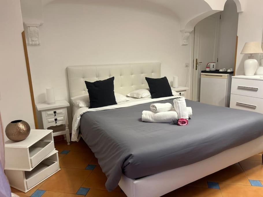 Panoramic Villa In Amalfi Bagian luar foto
